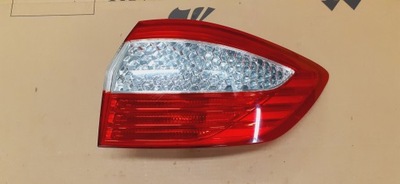 FORD MONDEO MK4 UNIVERSAL KB 2007-2010 AÑO ANTE RESTYLING FARO DERECHA PARTE TRASERA ALAS  