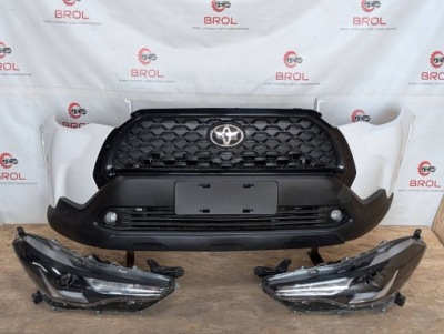 Бампер pas передний лампы комплект toyota corolla cross 22- 2.0 vvti фото №1