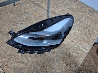 Tesla 3 iii y lift лампа передня перед ліва фото №1