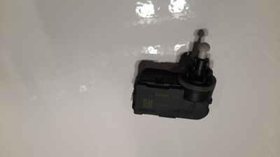 Opel corsa d моторчик регулювання лампи фото №1