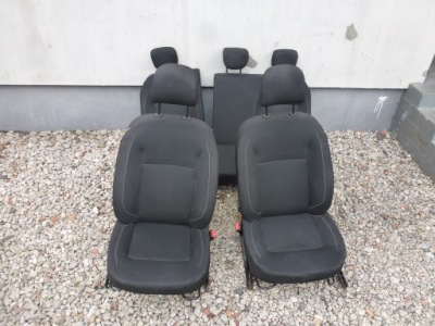 Сиденье перед передний правый dacia sandero ii 18r europa фото №1