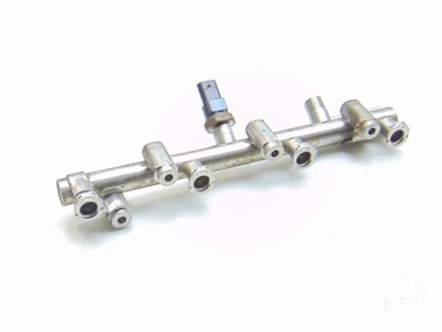 Молдинг упорскування пального renault captur ii 19- 1.3 tce a2820704000 фото №1