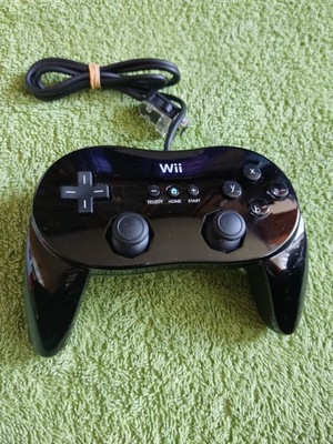 Nintendo Wii Classic Controller Pro