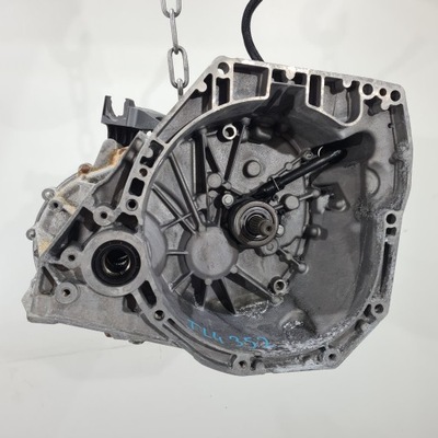 Коробка передач передач 1.3tce renault megane iv tl4352 tl4 352 320100000r фото №1