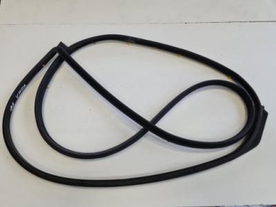 Прокладка двері права перед передня hyundai kona 17- фото №1