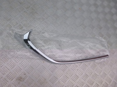 Молдинг хром решітка бампера правий перед d10j-50-7j0c оригінальний номер mazda фото №1