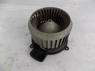 Audi a6 c7 4g вентилятор отопителя 4h1820021b фото №1