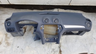 Консоль ford mondeo mk4 фото №1