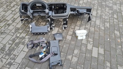 Консоль подушка безопасности outlander iii lift org. состояние bdb фото №1