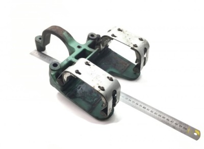 20451044 volvo кронштейн радіатора egr фото №1