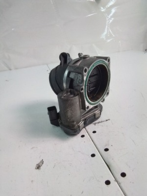 L823 дросельна заслінка bmw e92 3.0i 7556118001 фото №1