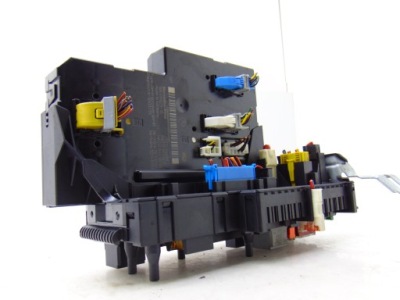 Коробка корпус запобіжників модуль sam mercedes e-klasa w212 2129009622 фото №1