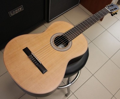 Gitara klasyczna Walden N430S1W lity cedr - nowa!