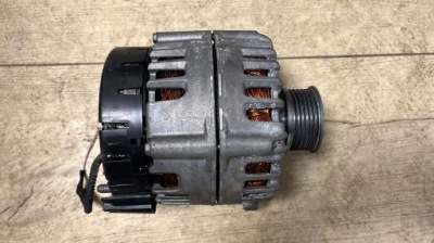 Генератор audi q5 80a 3,0tfsi 06m903027a фото №1