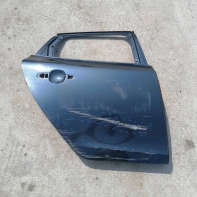 Двері праве правий задня volvo v40 ii 12- фото №1