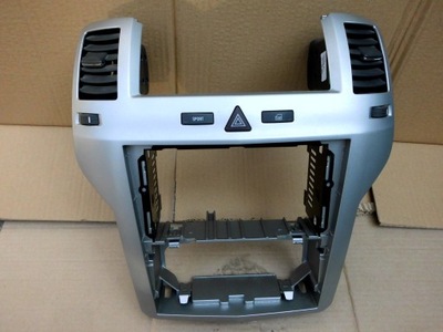 Рамка радио opel zafira b 13100107 xe фото №1