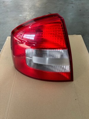 FARO PARTE TRASERA IZQUIERDA EU SKODA OCTAVIA II 2 HB RESTYLING 1Z5945095B  