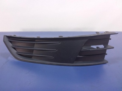 Fabia iii решітка бампера перед ліва 6v0807367 фото №1