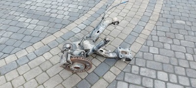 Поворотний кулак ступиця задня права citroen jumpy iii фото №1