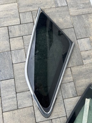 Avensis t29 скло кузовна права задня фото №1