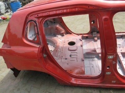 Чверть крила правий задня задній khk peugeot 2008 фото №1