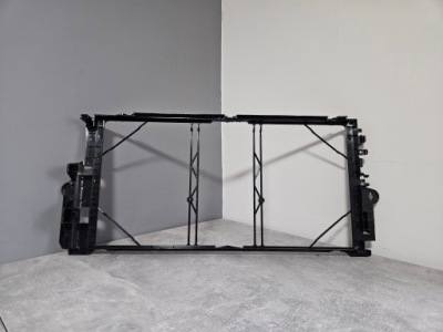 Кронштейн рамка радіатора volvo v90 s90 31368234 фото №1