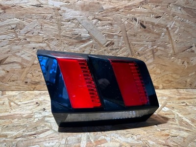 Лампа задня ліва peugeot 3008 ii 9810477880 фото №1