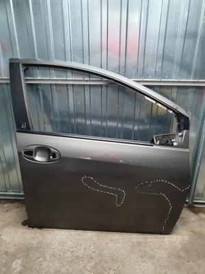 Двері передні праве toyota yaris iii 2011-2019 фото №1