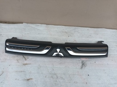 atrapa MITSUBISHI OUTLANDER III grill