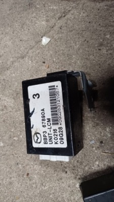 Mazda 3 09-13 bl модуль блок керування bbp367890a фото №1