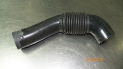 Шланг повітря citroen c3 iii 9684813780 фото №1