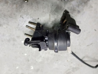 Клапан регулюючий вода audi a6 c7 3.0 tdi 059121737 фото №1