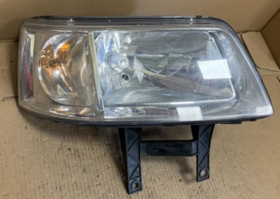 Фара правий vw transporter t4 7h1941016j фото №1