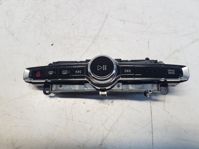 Volvo xc40 панель радіо 31456672 фото №1
