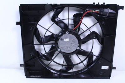 Вентилятор радиатора mercedes w167 a1679069106 фото №1