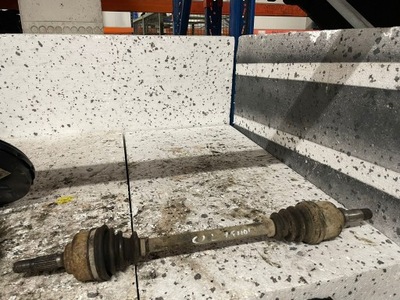 Citroen c2 привідний вал ліва 1.5 hdi фото №1