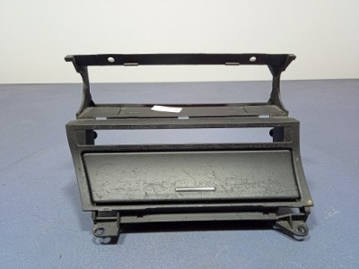 Bmw 3 e46 бардачок попільничка роз'єм 12v eu 8268888 фото №1