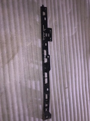 Porsche macan кронштейн поріг l напрямна 95b853537b фото №1