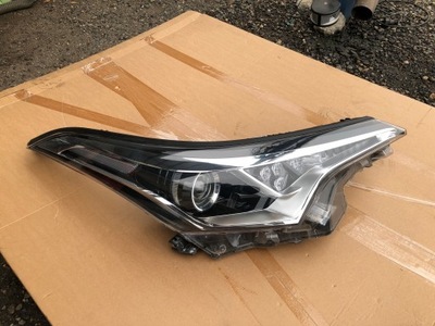 Лампа правая передняя toyota chr ch-r фото №1