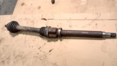 Привідний вал права ford focus фото №1