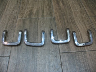 Suzuki ignis iii хром решетка правое левая фото №1