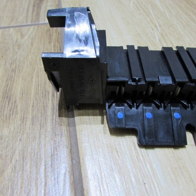 Пластина предохранителей master ii 7703497426 фото №1