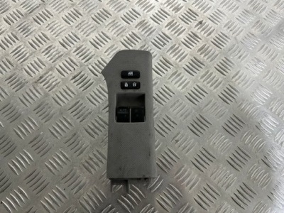 Toyota yaris ii панель вікон лівий 74232-0d110 фото №1