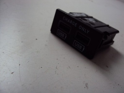 Зарядное устройство usb maserati levante 2019 rok фото №1