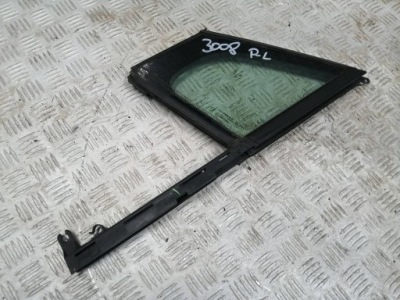 Стекло треугольник левый перед peugeot 3008 фото №1