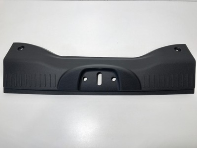 PROTECCIÓN BRIDA CIEGA CORREA DE MALETERO FIAT 500L 735484031  