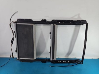 Шторка люк kia sportage iii 10-15 фото №1