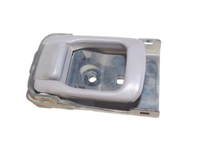 Nissan serena 95r ручка внутрішня правий перед фото №1