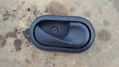 Ручка двері права dacia sandero duster 8200733847 фото №1