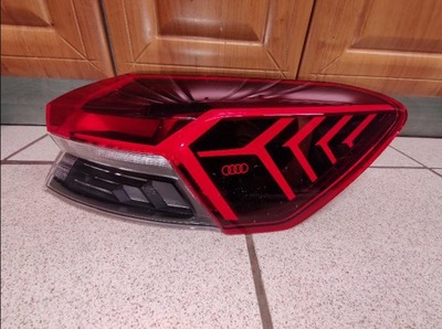 Лампа задня задня audi q4 e-tron led 89a945070 фото №1